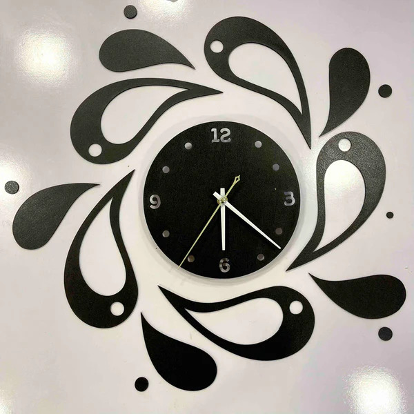 Beautiful wooden clock for wall decor